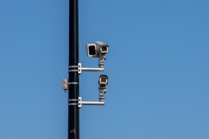 Четыре перекрестка в Южно-Сахалинске оснастят камерами фотовидеофиксации нарушений ПДД